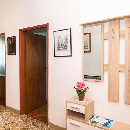 Apartment Andelka